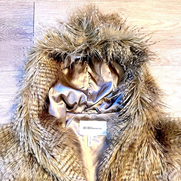 BCBGENERATION โข Faux-Fur Hooded Vest โข Size XS-Small โข Brown, Golden, Tan, Cream - Picture 11 of 16